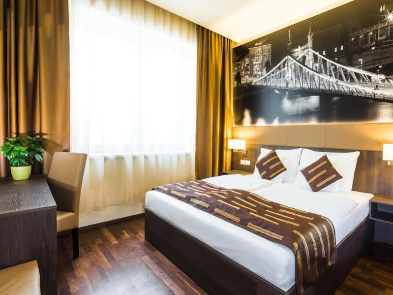 12 Revay Hotel Budapest Eksteriør bilde